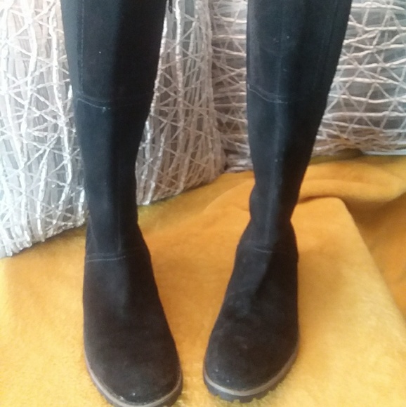 Timberland Shoes - Timberland... black suede boot